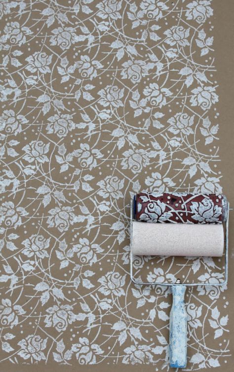 50 Wall Texture Ideas, Learn How To use Decorative Roller - Engineering Discoveries Not Wallpaper, Patterned Paint Rollers, Wall Texture Design, Wall Texture, Decoration Originale, Paint Roller, Stenciling, Paint Furniture, Painting Tips