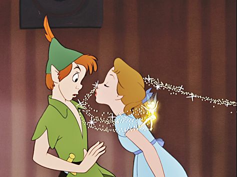 wendy and peter pan | ... Walt Disney Screencaps - Peter Pan, Wendy Darling & Tinker Bell Disney Characters Peter Pan, Disney Movie Quiz, Peter Pan Wallpaper, Peter Pan Movie, Peter Pan Wendy, Drawing Disney, Disney Movie Scenes, Peter Pan Disney, Walt Disney Characters