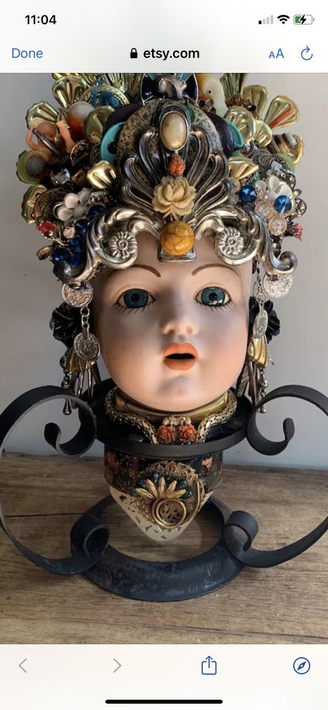 Altered Porcelain Doll, Altered Doll Heads, Doll Head Crafts, Doll Head Art, Assemblage Art Collage, Spirit Art Dolls, Assemblage Art Dolls, Art Shed, Face Artwork