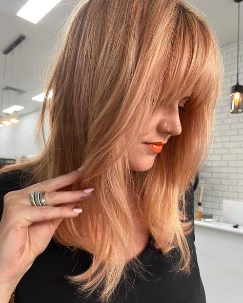 Unique Ginger Hair Color, Strawberry Peach Blonde Hair, Peachy Blonde Hair Balayage, Ashy Blonde Copper Hair, Brown Hair Peach Highlights, Peachy Rose Hair, Apricot Hair Color Copper, Peach Copper Hair Color, Apricot Crush Hair Color