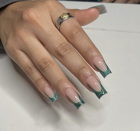 Green Acrylic Nails, White Manicure, Milky Nails, Simple Gel Nails, French Acrylic Nails, Glow Nails, Classy Acrylic Nails, Acrylic Nails Coffin Pink, Unique Acrylic Nails