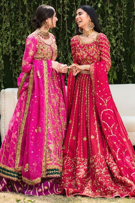 Shadi Dresses For Women, Punjabi Lehnga Designs, Pakistani Lehenga Designs, Pakistani Lehengas, Ansab Jahangir, Pink Bridal Lehenga, Pakistani Lehenga, Shadi Dresses, Pakistani Formal Dresses