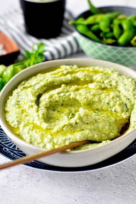 Hummus Healthy, Avocado Hummus Recipe, Edamame Dip, Low Carb Flatbread, Edamame Hummus, Edamame Recipes, Easy Hummus Recipe, Sweet As Honey, Avocado Hummus