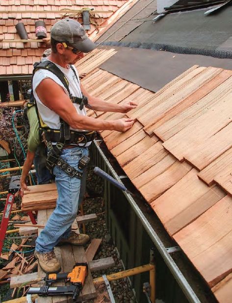 Wooden Roof, Cedar Shake Roof, Fine Homebuilding, Shake Roof, Modern Roofing, Cedar Roof, Cedar Shakes, House Roof Design, Home Building Tips