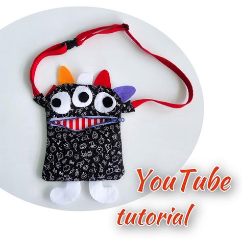 Monster Bag How To Make Slippers, Christmas Gifts Handmade, Monster Pillows, Stocking Stuffers For Mom, Diy Monsters, Handmade Gift Ideas, Kids Sewing, Simple Sewing, Free Tote