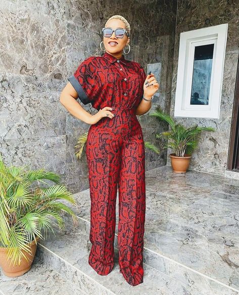 Jumpsuits For Women Ankara, Ankara Styles For Slim Ladies, Styles For Slim Ladies, Best Ankara Styles, Simple Jumpsuit, African Print Jumpsuit, Ankara Jumpsuit, 2piece Outfits, Short African Dresses