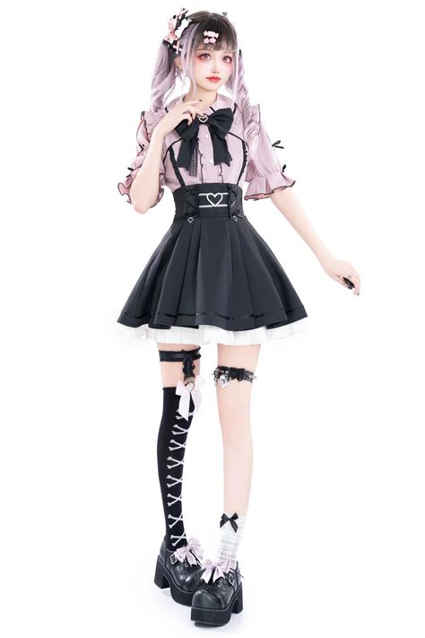 Black/Pink Short Sleeves Ruffle Slim Jirai Kei Japanese Skirt Set – LolitaInside Japan Cute Outfit, Pink Black Outfit Aesthetic, Jirai Kei Skirt, Jirai Kei Shoes, Jpop Idol Outfit, Casual Japanese Outfits, Perky Goth Outfits, Maid Pose, Cute Japanese Outfits