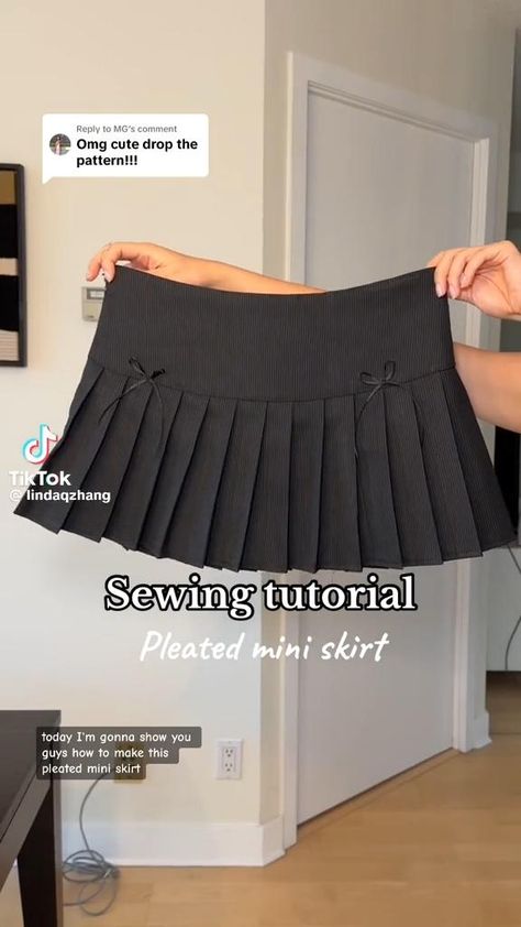 Pleated Skirt Tutorial, Mini Skirt Pattern, Pleated Skirt Pattern, Ropa Upcycling, Easy Diy Clothes, Upcycle Clothes Diy, Cute Sewing Projects, Sewing Projects Clothes, Skirt Tutorial