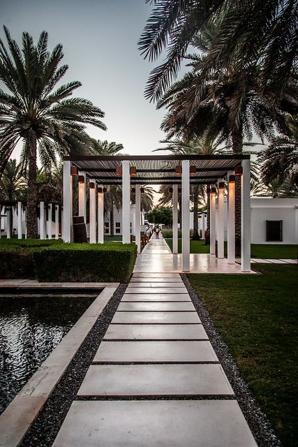 Chedi Hotel, The Chedi Muscat, Front Yard Design Ideas, Oman Hotels, Garden Home Ideas, Yard Design Ideas, Yard Landscape Ideas, Garden Front Yard, Front Yard Landscape