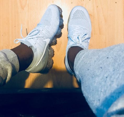 On feet Pure Platinum #vapormax #flyknit #airmax Vapor Max, Vapormax Flyknit, Nike Vapormax, Air Max, Platinum, Pure Products, Nike