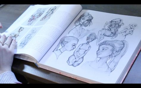 The Sketchbook Of Loish: Art In Progress (+Video Unboxing And Flip Through) Inside My Sketchbook Loish Tutorial, Loish Art, Animation Sketchbook, Best Art Books, Sketches Ideas, Drawing Hands, The Sketchbook, Art Tumblr, My Sketchbook