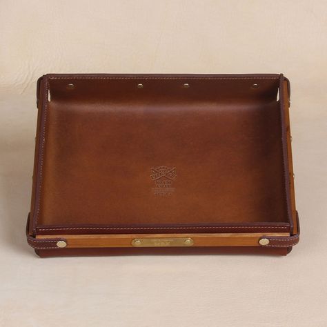 Keep dressertop clutter to a minimum with a leather valet tray to catch loose change and more. Leather Desk Accessories, Wood Organizer, Leather Valet Tray, Leather Organizer, Inca Trail, Leather Tray, Valet Tray, Leather Organization, Sling Pack