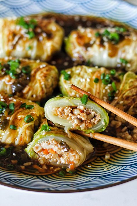 Tofu With Cabbage, Chinese Stuffed Cabbage Rolls, Cabbage Rolls Vinegar, Napa Cabbage Wraps, Napa Cabbage Rolls Recipe, Tofu Cabbage Rolls, Napa Cabbage Recipes Vegan, Tofu Cabbage Recipes, Vegan Cabbage Rolls Recipes