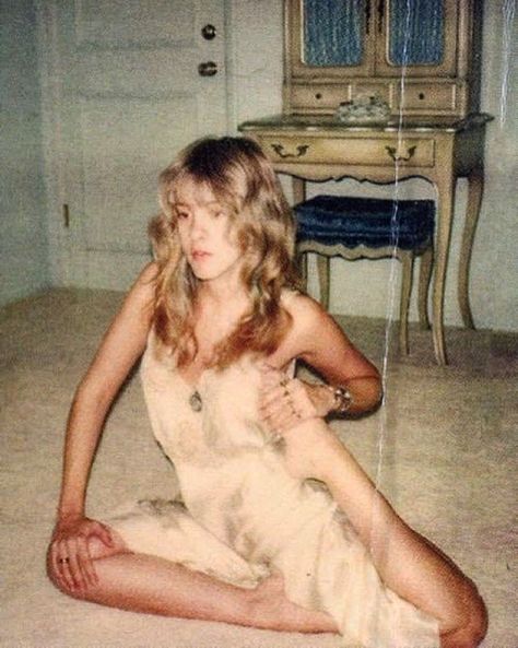 Stevie Nicks stretching, 1970s🧘🏼‍♀️🩰 | Instagram Stevie Nicks, A Woman