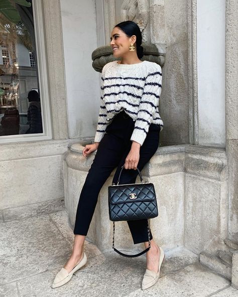 Alpa Rama, Smart Casual Women Outfits, Smart Casual Women, Capsule Wardrobe Work, Chanel Style, Early Autumn, Smart Casual Outfit, Brunch Outfit, Casual Work Outfits