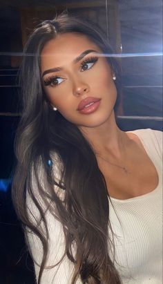 Baddie Hair And Makeup, Chris Jenner Makeup, Bun Makeup Looks, Makeup Going Out Night, Makeup Looks How To, Makeup Looks With Lash Extensions, Natural Makeup Full Face, Nicole Scherzinger Makeup, Sultry Smokey Eye