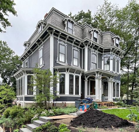 Second Empire House Exterior, New England Victorian House, New England House Exterior, Second Empire House Plans, Second Empire House, Empire House, Empire Architecture, New England House, Double House