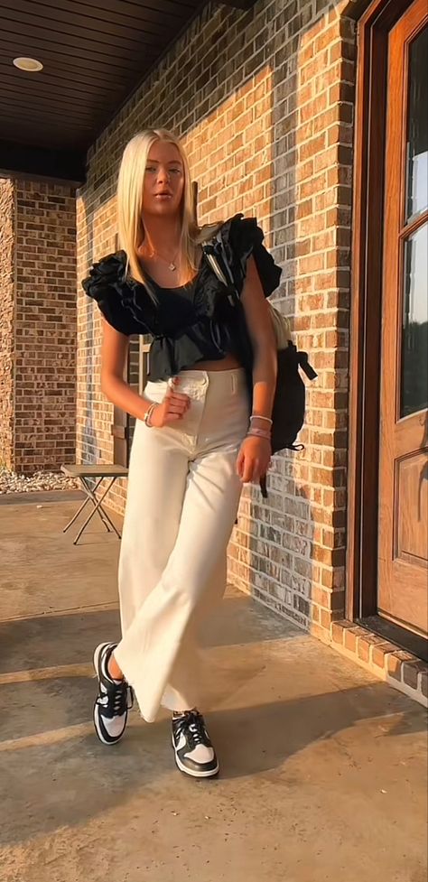 Lulu Inspired Outfits, Senior Sunday Outfit Ideas, Church Easter Outfits, Cute Banquet Outfits, School Banquet Outfit, Preppy Church Outfit, Banquet Outfits, Chruch Girl Outfits, Preppy Casual Outfits