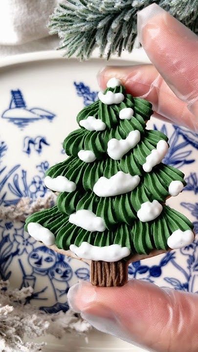 Royal Icing Holly Leaves, Cookie Christmas Tree Decorations, Christmas Cookie Decorating Ideas Buttercream, Deer Decorated Cookies, Christmas Tree Icing Cookies, Christmas Tree Cutout Cookies, Christmas Plaque Cookies, Elf Sugar Cookies Decorated, Holiday Decorated Cookies