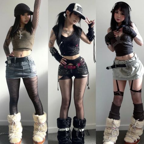 Grunge Outfits With Boots, Faux Fur Clothes, Y2k Snow Boots, Styling Snow Boots, Grunge Outfits Accessories, Grunge Y2k Skirt, Aesthetic Outfits Alt, Snow Boots Outfit Y2k, Cute Outfits Y2k Grunge