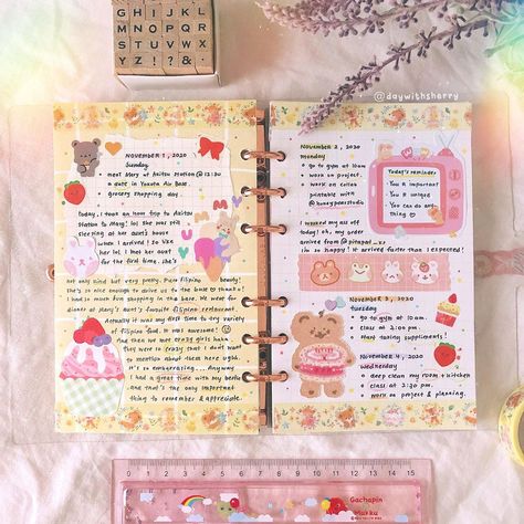 Tapas Aesthetic, Everything Journal, Journal Weekly Planner, Journal Binder, Binder Journal, Pretty Writing, Binder Journals, Pretty Journals, Cute Paper