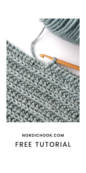 This free crochet tutorial shows how to make the royal ridge stitch step-by-step. It includes detailed photo instructions. This stitch is reversible and looks the same on both sides. The fabric turns out dense but not very thick. Stitch Step By Step, Kat Haken, Chunky Crochet Blanket, Crochet Stitches For Blankets, Crochet Stitches For Beginners, Crochet Patterns Free Blanket, Crochet Throw, Crochet Stitches Tutorial, Tunisian Crochet