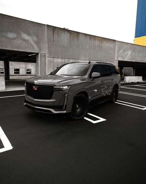 Escalade V 2023, 2023 Escalade, Aesthetic Beautiful Wallpaper, 2023 Cadillac Escalade, 240z Datsun, Cars Tattoo, Luxury Aesthetics, Luxury Car Garage, Aesthetic Cars