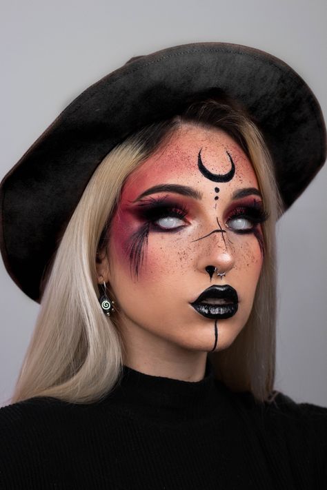 #witch #witchmakeup #makeup #halloween #halloweenmakeup #halloweenparty #makeuptutorial #halloweenideas #makeupideas #fantasymakeup #makeupartist Goth Witch Makeup Halloween, Easy Voodoo Witch Makeup, Vampire Witch Makeup, Witch Halloween Hairstyles, Which Makeup Halloween, Halloween Costumes Women Dark Hair, Make Up Bruja, Makeup Bruja Halloween, Witch Makeup Halloween Pretty