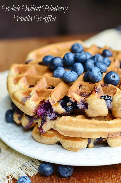 You will love these Whole Wheat Blueberry Waffles made with fresh blueberries, honey and vanilla beans! Vanilla Waffles, Whole Wheat Waffles, Will Cook For Smiles, Blueberry Waffles, Homemade Waffles, What's For Breakfast, Blueberry Recipes, Healthy Crockpot, Waffle Recipes