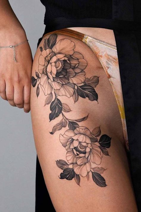 Animal Thigh Tattoo, Tiger Tattoo Thigh, Inner Thigh Tattoos, Front Thigh Tattoos, Thigh Tattoo Ideas, Mandala Thigh Tattoo, Flower Hip Tattoos, Upper Thigh Tattoos, Side Thigh Tattoos