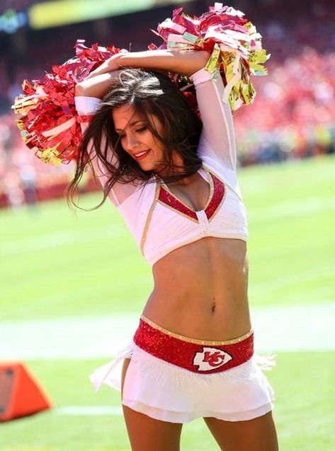 Chiefs Cheerleaders, Kansas City Chiefs Cheerleaders, Cheer Leaders, Kc Chiefs Football, Football Cheerleaders, Chiefs Football, Kc Chiefs, Nfl Cheerleaders, Kansas City Chiefs