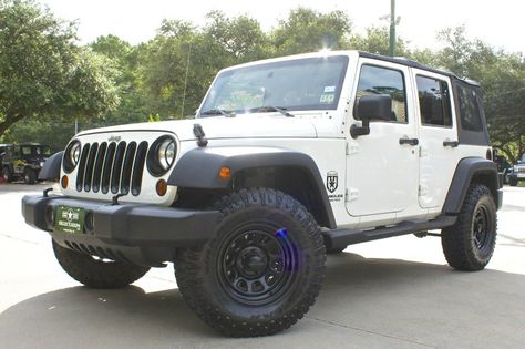 2007 Black and White Unlimited - Automatic, Rear Wheel Drive, 112k Miles, Power Windows & Locks, Infinity Sound, ONLY $16,995!!! http://www.selectjeeps.com/inventory/view/7887514?2007+Jeep+Wrangler+2WD+4dr+Unlimited+X+League+City+TX White Jeep, Chevy Girl, 2007 Jeep Wrangler, Willys Jeep, Rear Wheel Drive, First Car, Dream Car, Jeep Wrangler, Dream Cars