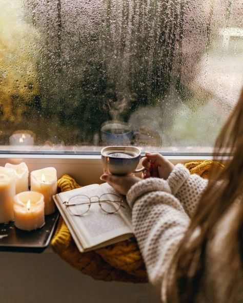 February Aesthetic, Coffee And Reading, Rainy Day Photos, Rainy Day Photography, Image Zen, Rain And Coffee, Rainy Mood, Cozy Rainy Day, Rainy Day Aesthetic