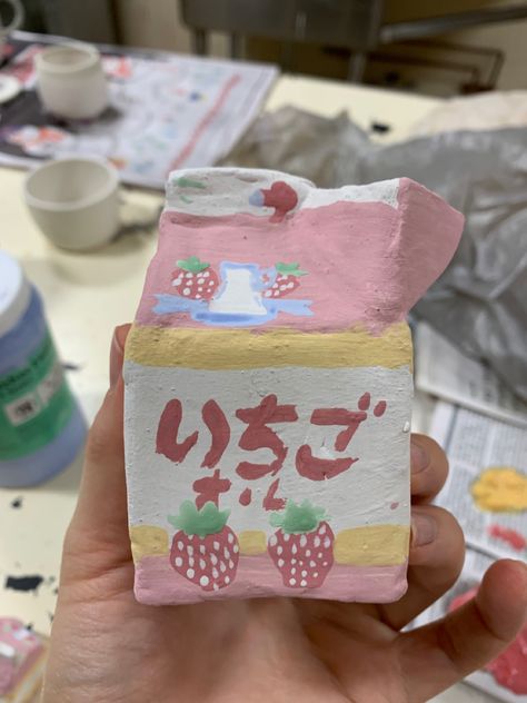 Ceramic Milk Carton, Strawberry Pottery, Ceramic Strawberry, Kawaii Clay, Ceramic Japanese, Ceramic Food, Clay Inspo, Japanese Packaging, Milk Packaging