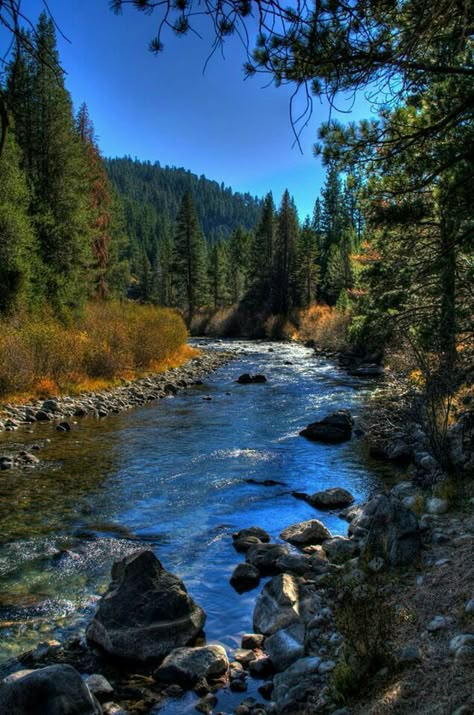 Truckee California, Truckee River, Scenic Pictures, Beautiful Places Nature, Landscape Pictures, Beautiful Nature Scenes, California Usa, Must Read, Nature Scenes