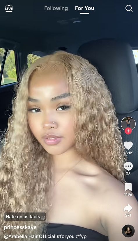 613 Sew In, Long Hair Dye Ideas Coloring, Blond Sew In, Curly Blonde Wig Black Women, Blonde Sewin, Honey Blonde Hairstyles For Black Women, Blonde Dark Skin Women, Blonde Curly Wig Black Women, Blonde Wig On Light Skin Black Women