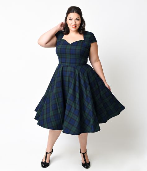 tartan plaid outfits pluz size Vintage Print Dress, 1950s Fashion Dresses, Plus Size Vintage Dresses, Cheap Plus Size Clothing, 50s Fashion Dresses, Skater Skirts, Yule Ball, Dresses Green, Prom Dresses Vintage