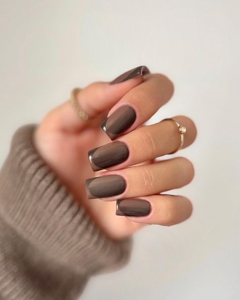 Discover the Top 29 Fall Nail Colors 2024: Season's Best Trends - divagaze.com Brown Nail, Simple Fall Nails, Weak Nails, September Nails, February Nails, Fall Nail Trends, Fall Gel Nails, Manicure Inspiration, Fall Nail Art