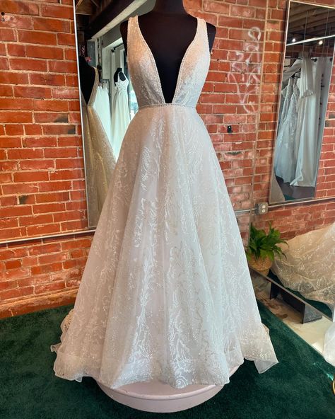 Make an appointment to try this beautiful new consignment arrival! Zavana Couture Style ZC371 Size 10 unaltered #weredo ♻️ #sayyestothedress #ido #greenbride Hand Embellished V-neck Wedding Dress, Zavana Couture, Embroidered V-neck Wedding Gown, Atlas Bridal Shop Toledo, Alexandra’s Bridal Boutique, Couture Style, Make An Appointment, Emerald City, Yes To The Dress