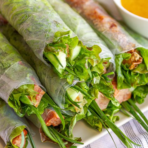 Vietnamese Grilled/Baked Pork Sausage Spring Rolls with Orange Dipping Sauce (Nem Nuong Nha Trang) — Vietnamese Home Cooking Recipes Nem Nuong, Pork Spring Rolls, Vietnamese Grilled Pork, Vietnamese Pork, Vietnamese Spring Rolls, Orange Rolls, Spring Roll Recipe, Seafood Soup, Baked Pork