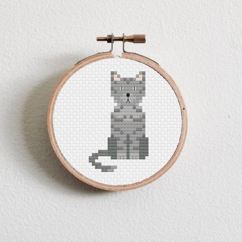 Black Cat Cross Stitch Pattern, Cat Cross Stitch Charts, Cross Stitch Cat, Black Cat Cross Stitch, Pokemon Cross Stitch, Cat Cross Stitches, Floral Cross Stitch Pattern, Cat Patch, Cat Cross Stitch Pattern