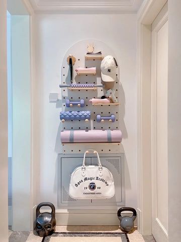 Feminine Gym Decor, Workout Area In Small Space, Dance Bedroom Ideas, Pilates Storage, At Home Pilates Studio, Small Workout Space, Home Gym Aesthetic, Workout Storage, Cute Home Gym