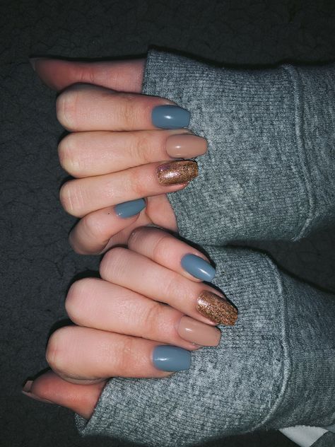 Blue And Brown Fall Nails, Blue Fall Acrylic Nails, Copper And Blue Nails, Light Blue And Brown Nails, Teal Nails Fall, Fall Nails With Blue, Blue And Bronze Nails, Brown And Blue Nails Design, Light Blue Fall Nails