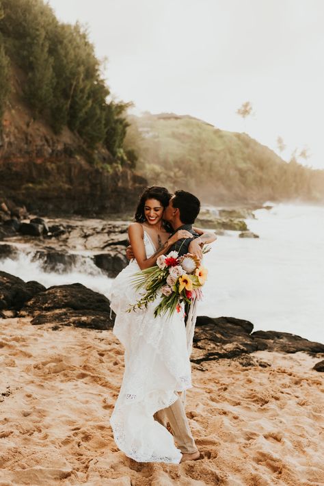 Kauai Beach Elopement Hawaii Bride, Eloping Ideas, Elopement Hawaii, Hawaii Beach Wedding, Adventurous Elopement, Adventurous Wedding, Oregon Elopement, Kauai Wedding, Hawaii Destination Wedding