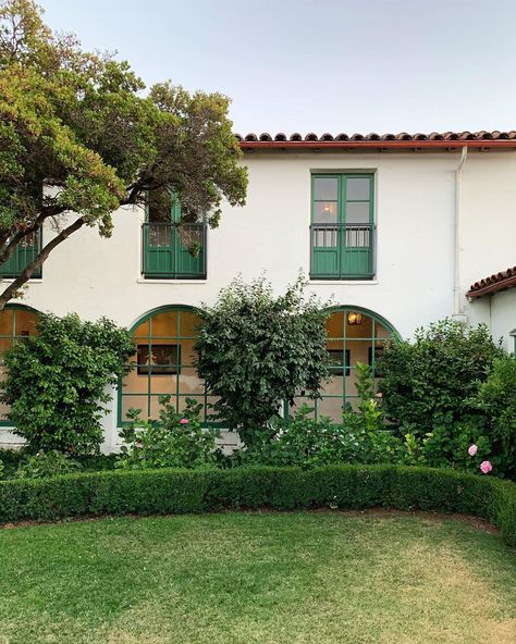 Katie Leclercq, Spanish Revival, Door Designs, Container House, The Window, Modern Rustic, Door Design, Curb Appeal, Photo Inspiration