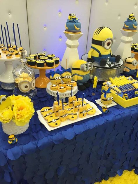 Minions birthday party dessert table! See more party planning ideas at CatchMyParty.com! Minions Desserts, Minions Birthday Party Decorations, Minion Party Theme, Minion Baby Shower, Minions Birthday Theme, Minions Birthday Party, Minion Decorations, Minion Birthday Cake, Minions Birthday