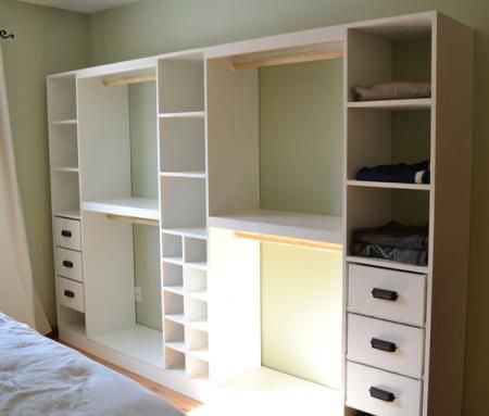 Diy Closet System, Zimmer Diy, Free Standing Closet, Ikea Closet, White Closet, Craft Cabinet, Closet Remodel, Closet Organization Diy, Kid Closet