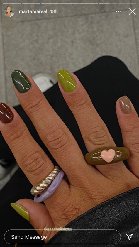 Short Colored Nails, Nail Ideas Summer, Multicolor Nails, Different Color Nails, 2022 Nails, Boho Nails, Unique Acrylic Nails, Minimalist Nails, Fire Nails