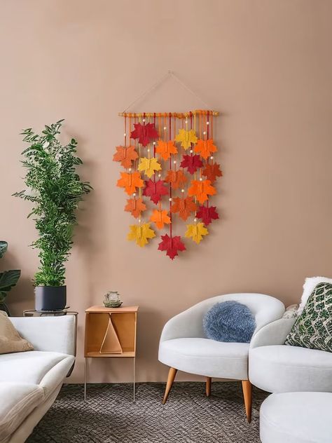 Autumn Macrame Wall Hanging, Macrame Maple Leaf, Fall Macrame Wall Hanging, Fall Macrame Decor, Macrame Autumn Decor, Autumn Macrame Ideas, Macrame Thanksgiving, Thanksgiving Macrame, Autumn Macrame