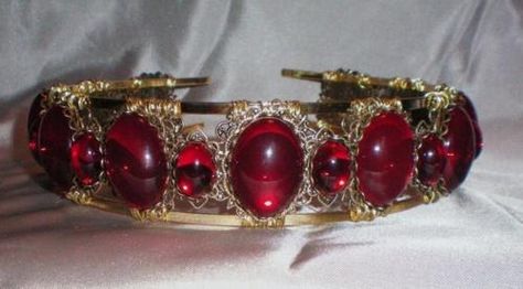 Ruby Headband, Ann Boleyn, Royal Crowns, Tudor History, Royal Tiaras, Red Stones, King Henry, Henry Viii, Anne Boleyn